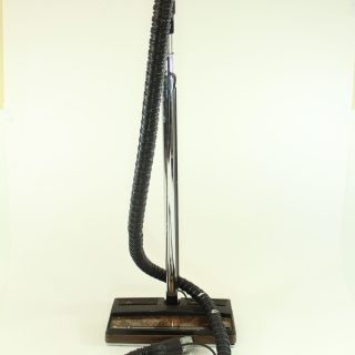 Reconditioned Rainbow SE with all tools and 1 year warranty