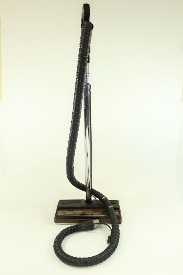Reconditioned Rainbow SE with all tools and 1 year warranty