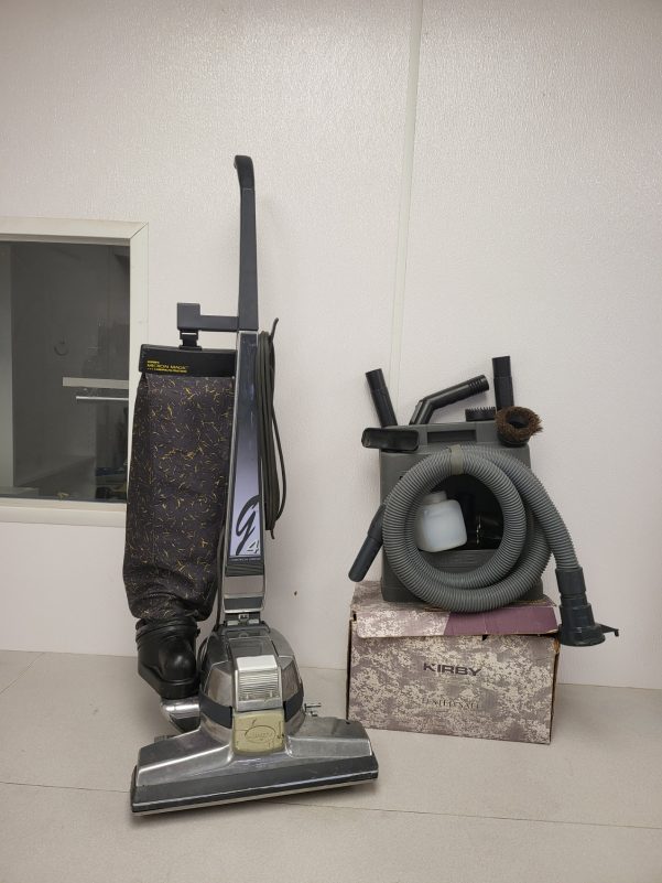 Reconditioned Kirby G4 Upright Vacuum Cleaner with tool kit and shampooer 1 year warranty