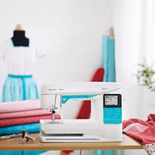 Husqvarna Viking Opal 650 Computerized Sewing Machine