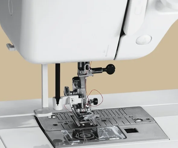 Elna 3210 denim Jeans Mechanical Sewing Machine - Image 3