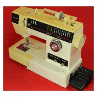 Reconditioned Singer 6233 Sewing Machine