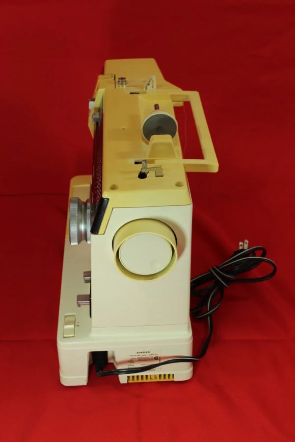 Reconditioned Singer 6233 Sewing Machine