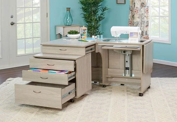 Quilter's Vision & Companion Chest in white - Image 3