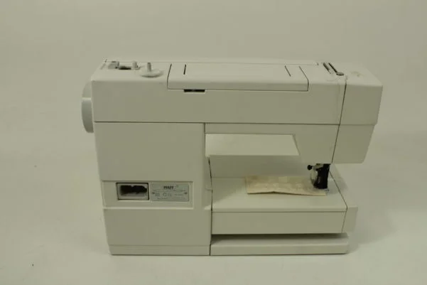 Pre-owned Pfaff Hobbymatic 955 Sewing Machine - Tested, Serviced, 90 Day Warranty - Image 4